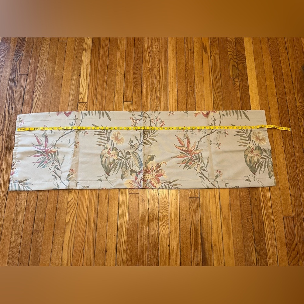Window Curtain Valence